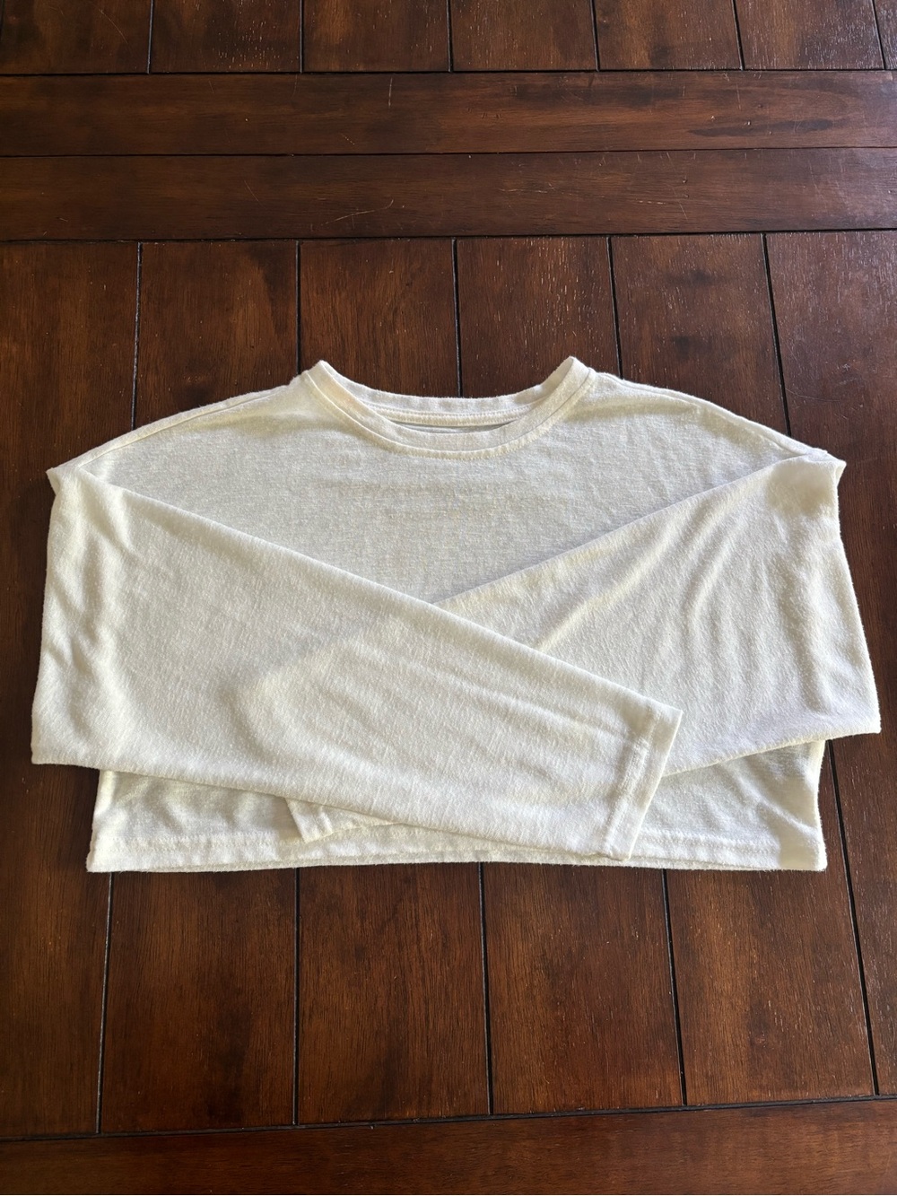 Cropped Off White Long Sleeve Crewneck Top